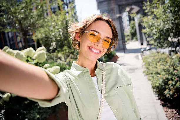 Фото Хлоя Мартен